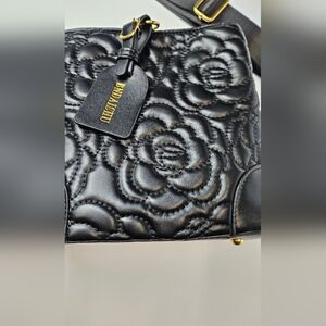 Womens  Black Quilted PU Leather Bag (NWOT)